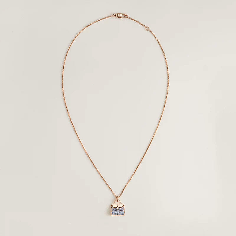 Amulettes Kelly pendant