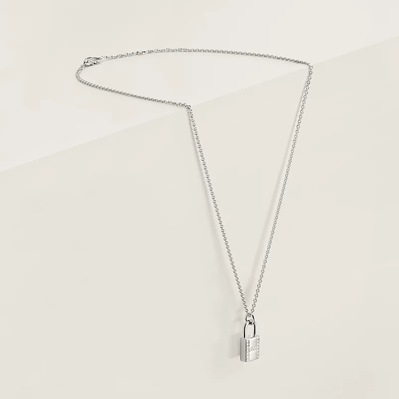 Kelly Cadenas pendant